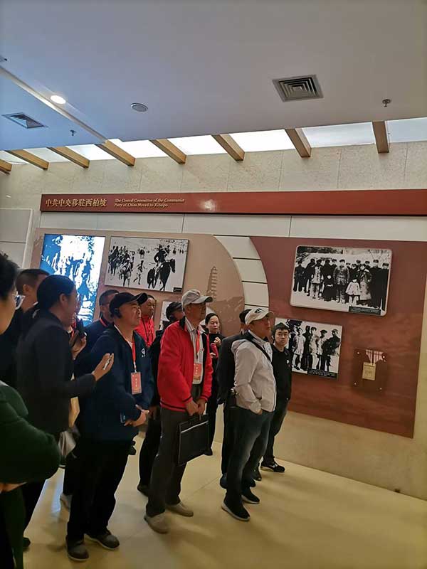 西柏坡红色教育基地.jpg